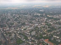 Nordsee 2017 Joerg (1)  ber Bonn mit Blick Richtung Beuel-Mitte, links unten der Rhein, das Gebude in der Mitte ist das Bundeszentralamt fr Steuern